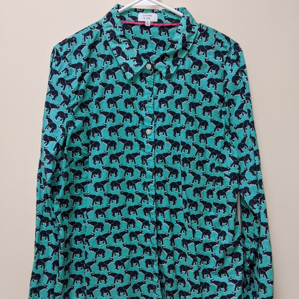 Crown & Ivy Elephant Button Up Shirt - XL